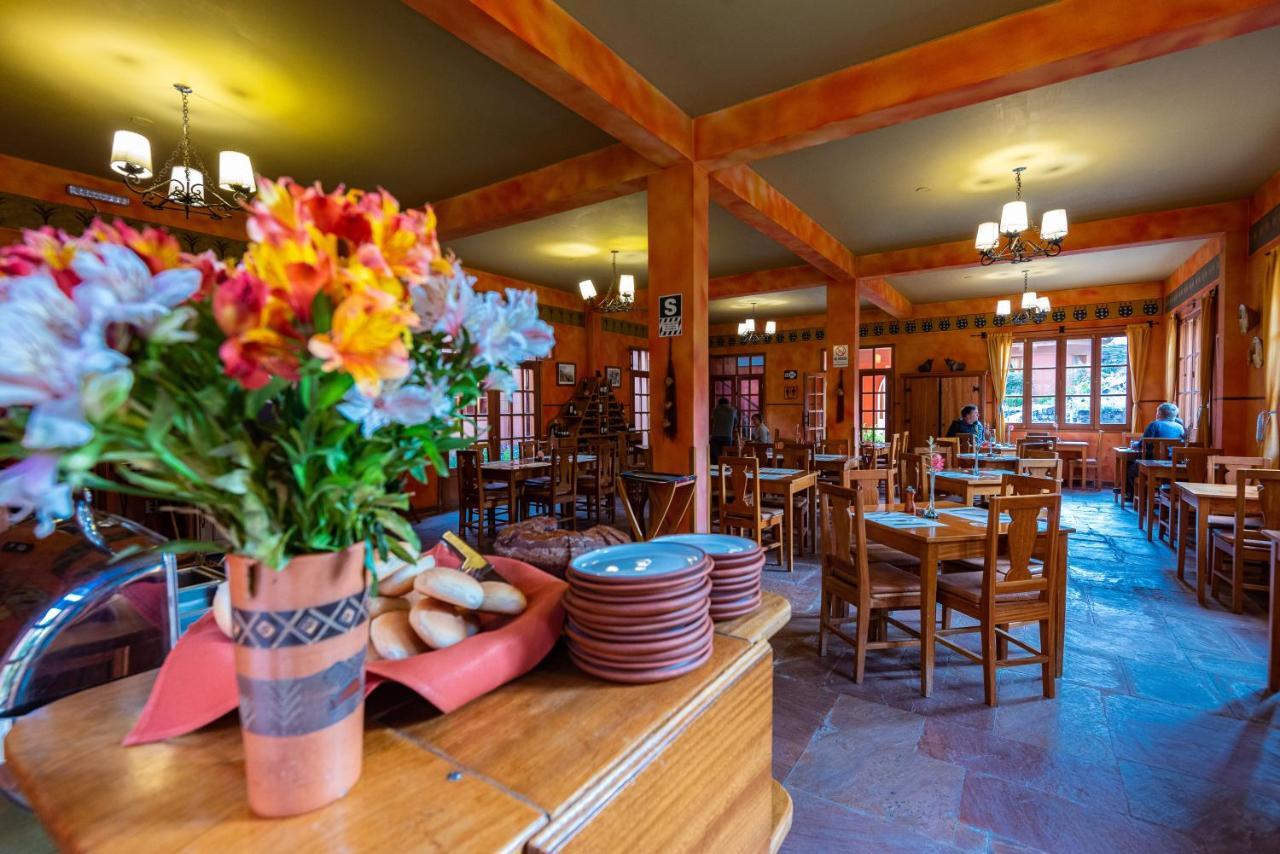 Hotel Pakaritampu Олантаятамбо Екстериор снимка