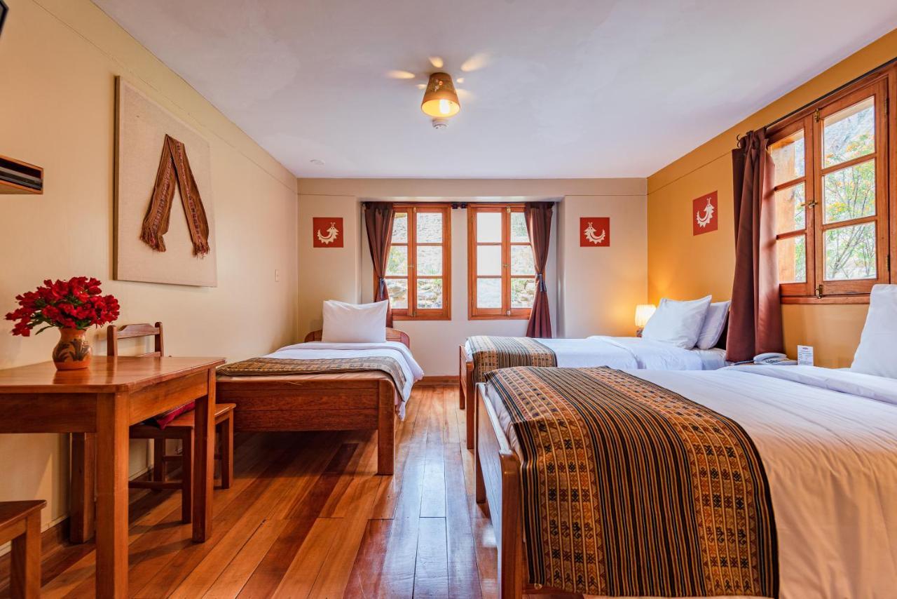 Hotel Pakaritampu Олантаятамбо Екстериор снимка