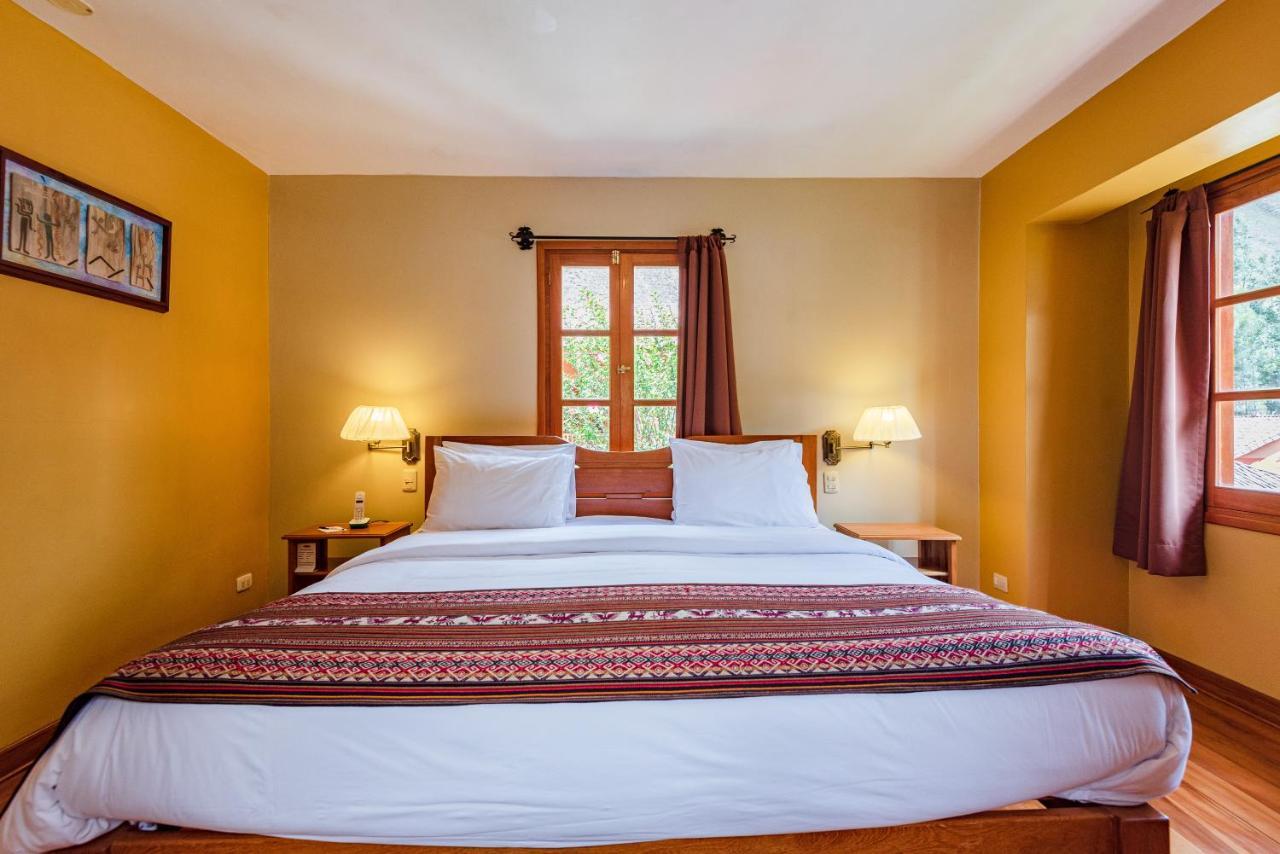 Hotel Pakaritampu Олантаятамбо Екстериор снимка